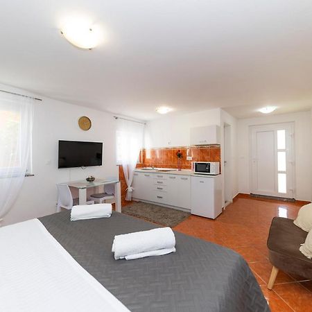 Apartmani Valentina Zadar Exterior foto